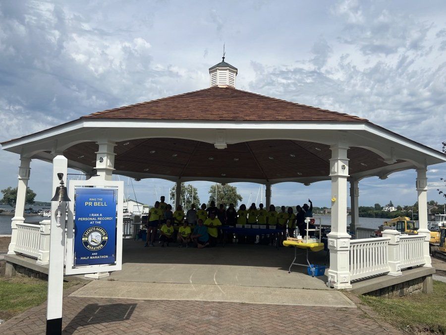 Packet pickup at the gazebo